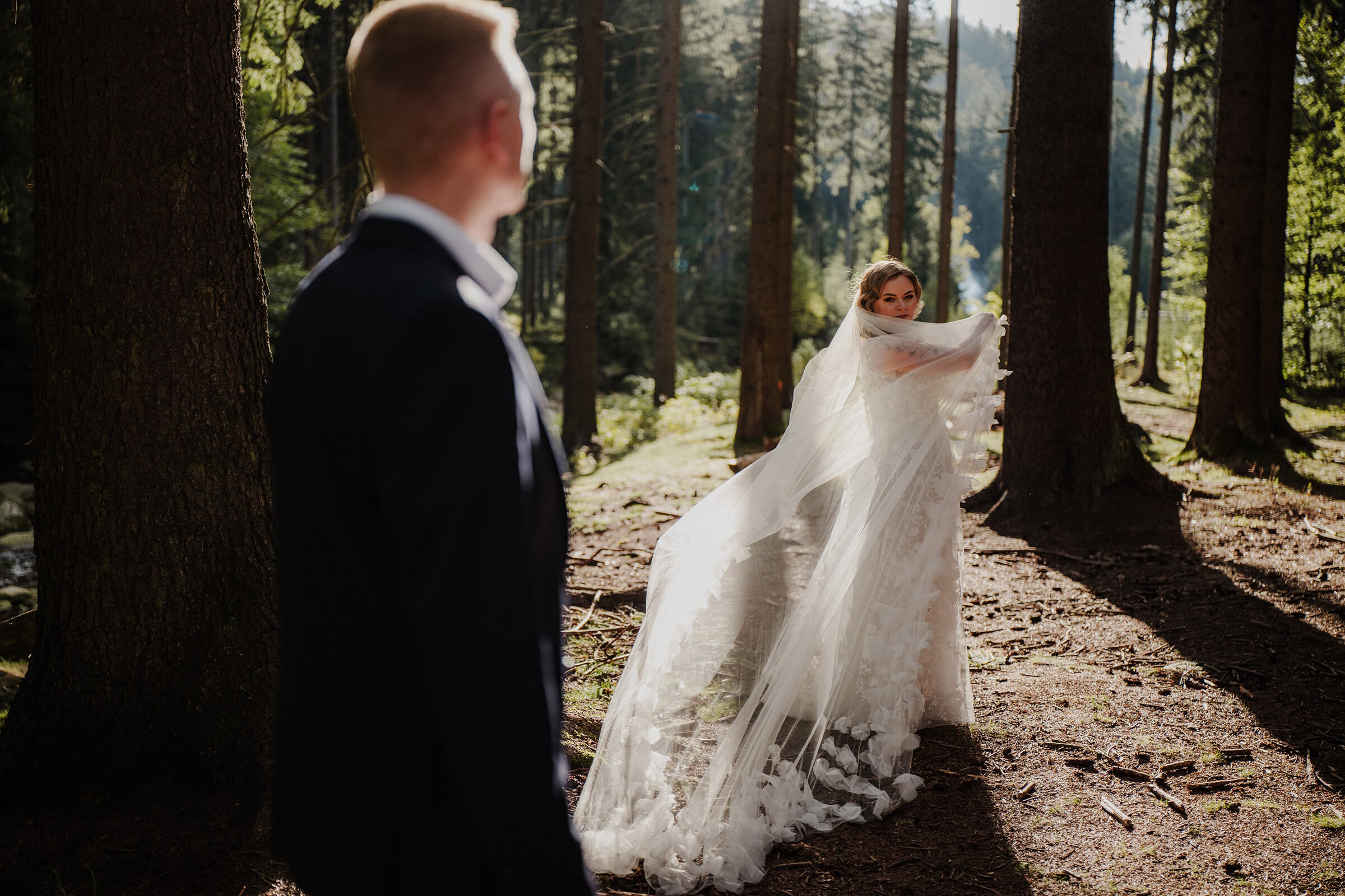 naturalna-fotografia-slubna-dolny-slask-sesja-lesna-sesja